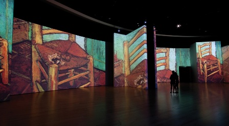 Van Gogh Alive - תערוכה העובדת על כל החושים